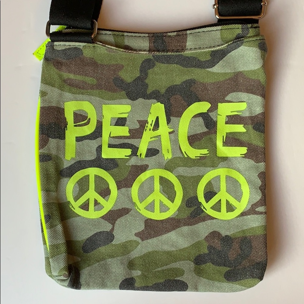 FASHION EXPRESS Camouflage Bag